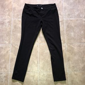 Maurice’s Black Jeggings